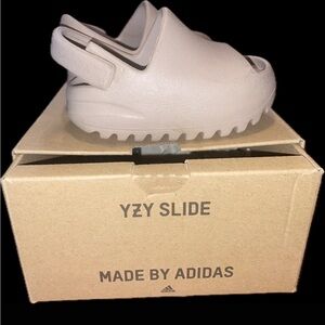 Adidas Cream Sandals YZY Slide